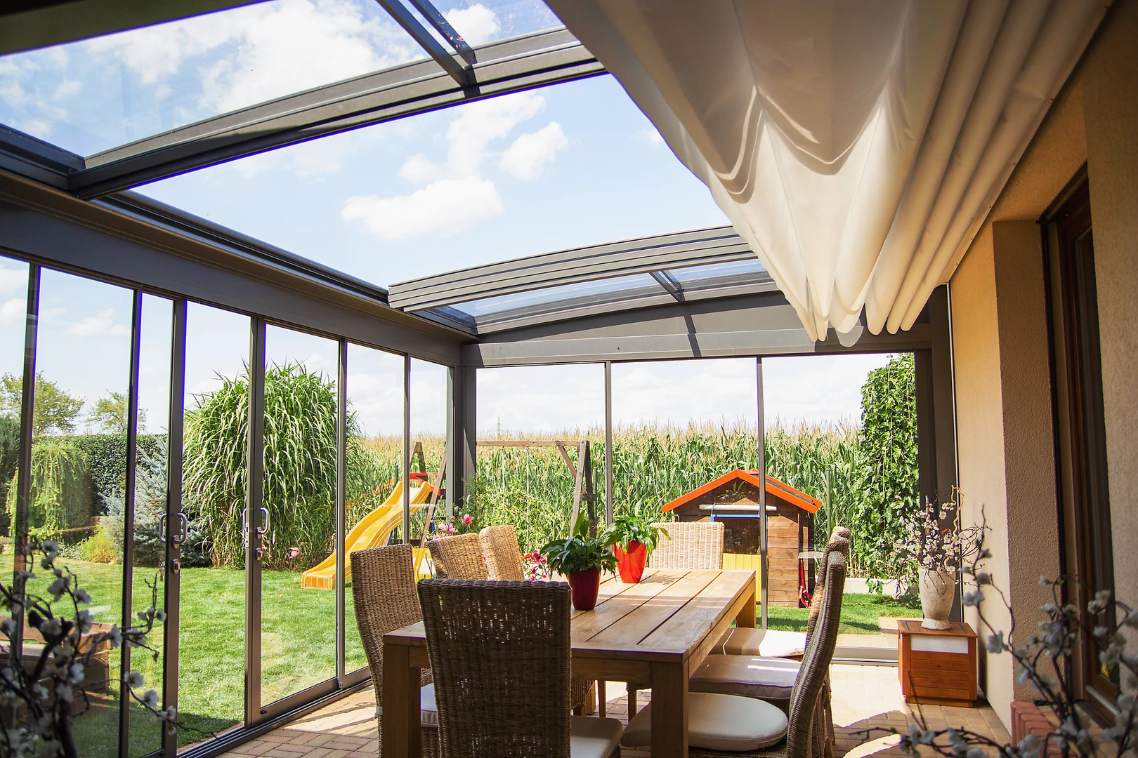 ALUKOV Pergola Venti – Herstelleransicht 5