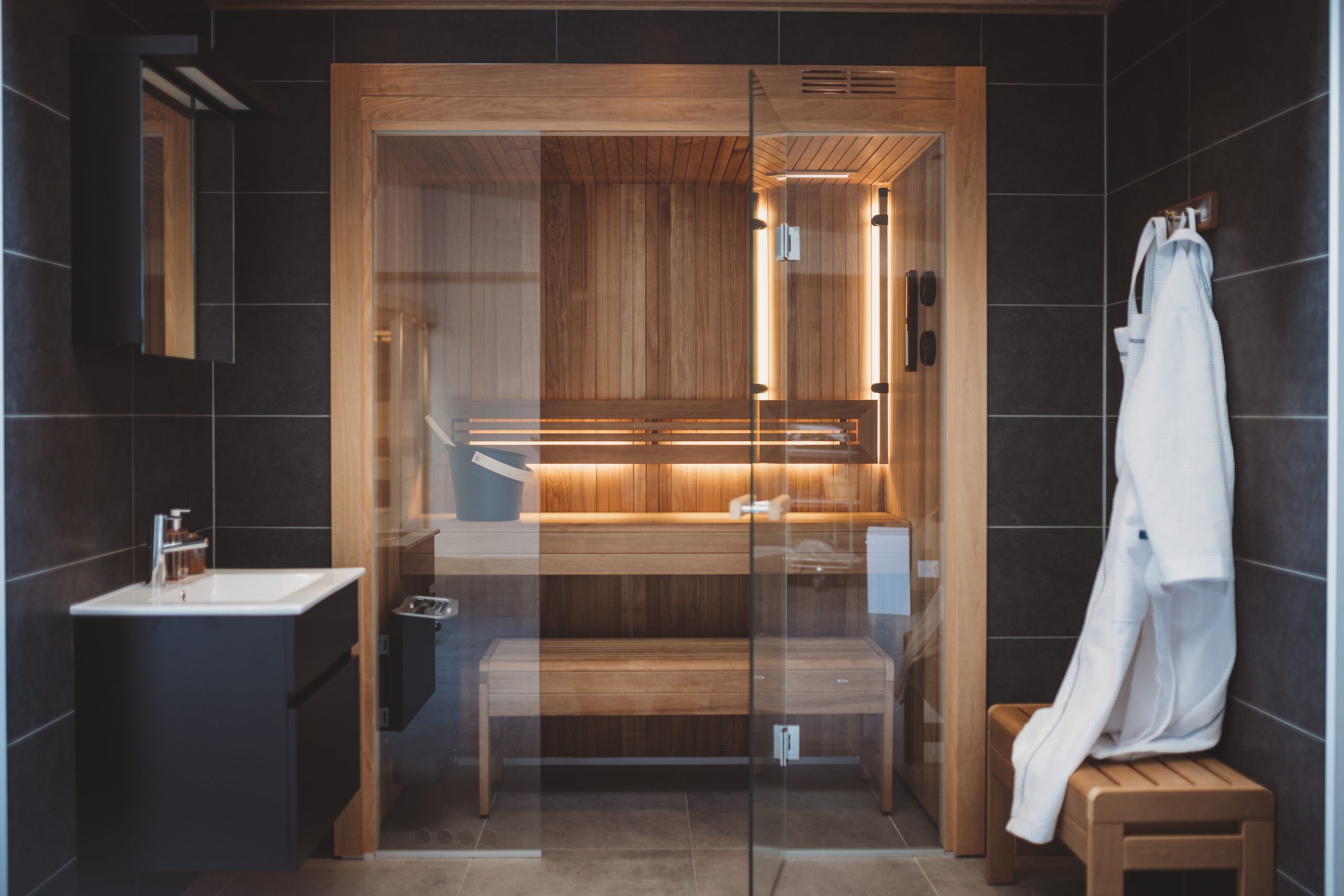 Sauna mit großer Glasfront